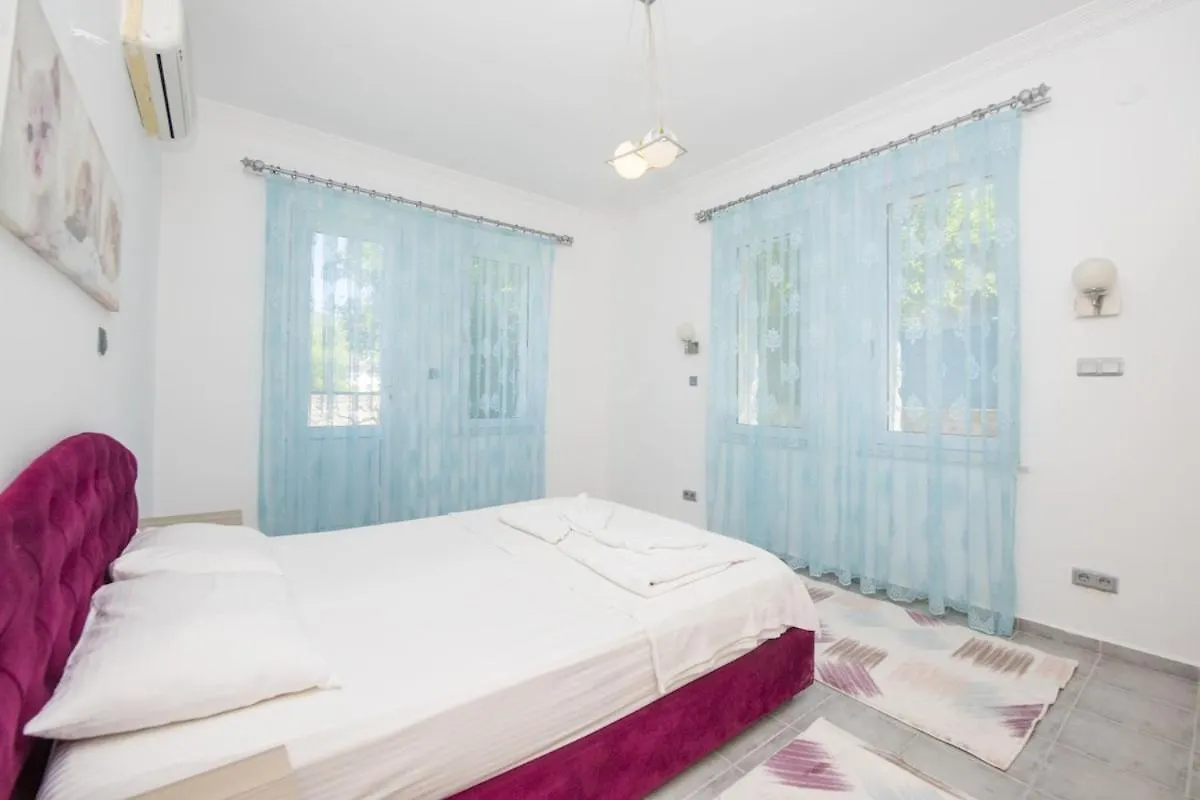 Apartament Fethiye-Kaya Koey'De 6 Kisilik Villa Devina Keciler