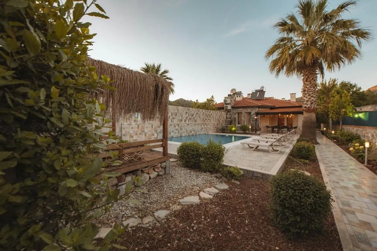 Fethiye-Kaya Koey'De 6 Kisilik Villa Devina Keciler