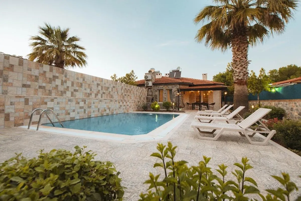 Fethiye-Kaya Koey'De 6 Kisilik Villa Devina Keciler